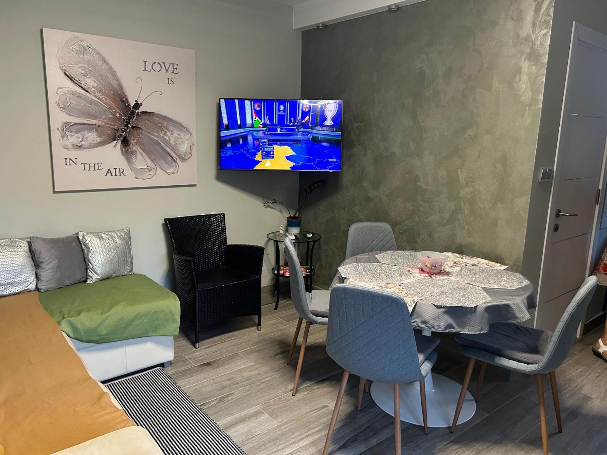 שיופוק Noemi89 Apartman מראה חיצוני תמונה